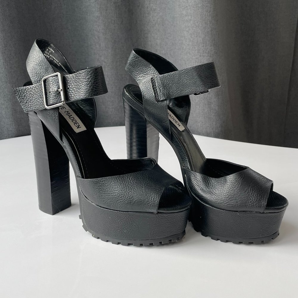 Steve Madden Jaber Platform Heels- Size 5.5